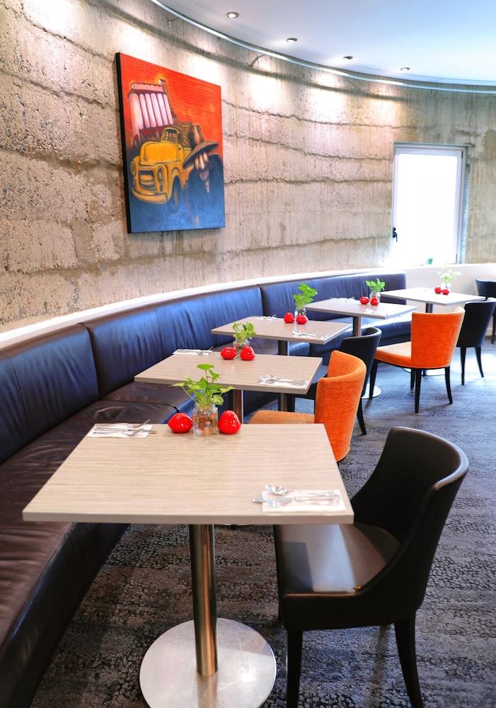 Resort Koombana Bay 4*