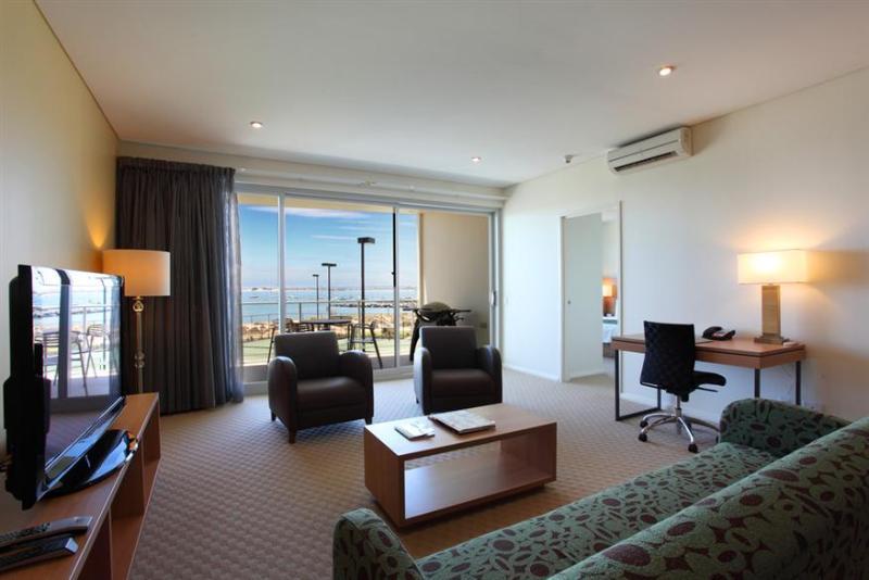 Resort Koombana Bay