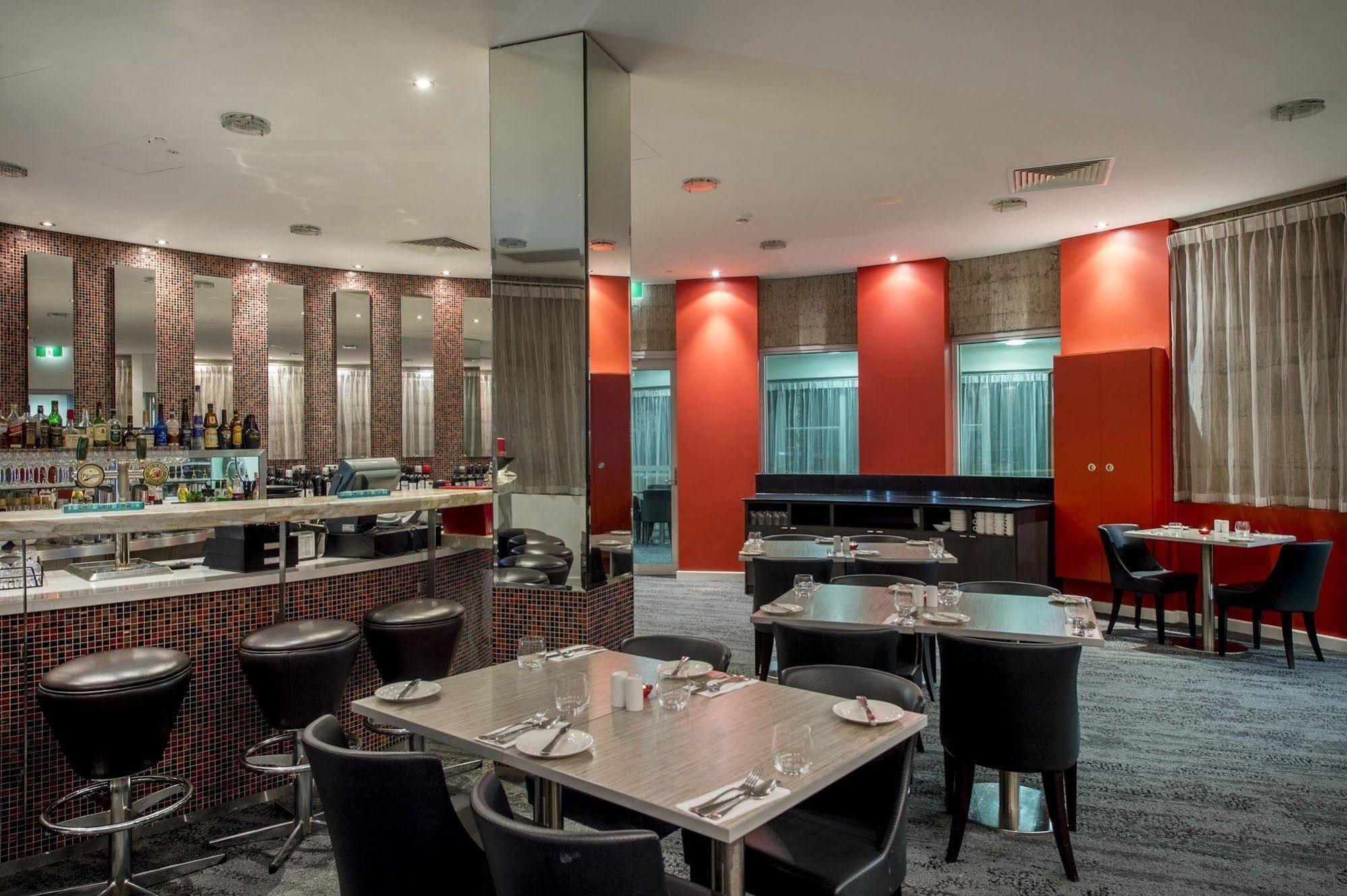 Resort Koombana Bay